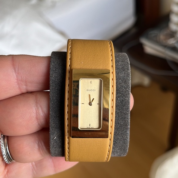 Vintage Gucci Watch - Picture 3 of 13